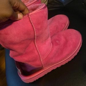Hot pink uggs